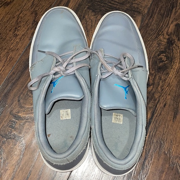 Jordan’s size 12 - Picture 3 of 7